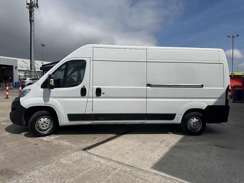 Vauxhall Movano Cdti 3500 Biturbo Edition White #3