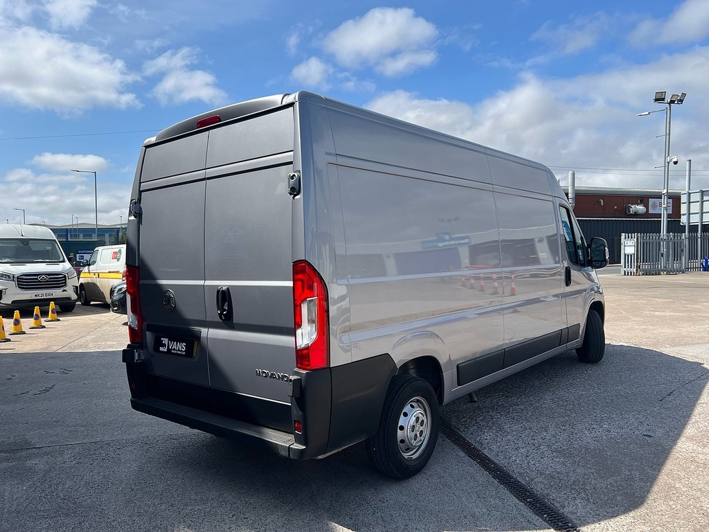 Vauxhall Movano Cdti 3500 Biturbo Dynamic Grey #3