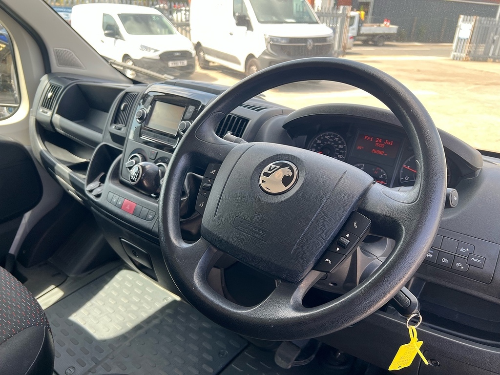 Vauxhall Movano Diesel White #15
