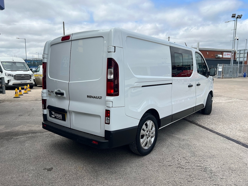Renault Trafic Dci Blue Ll30 Sport White #5