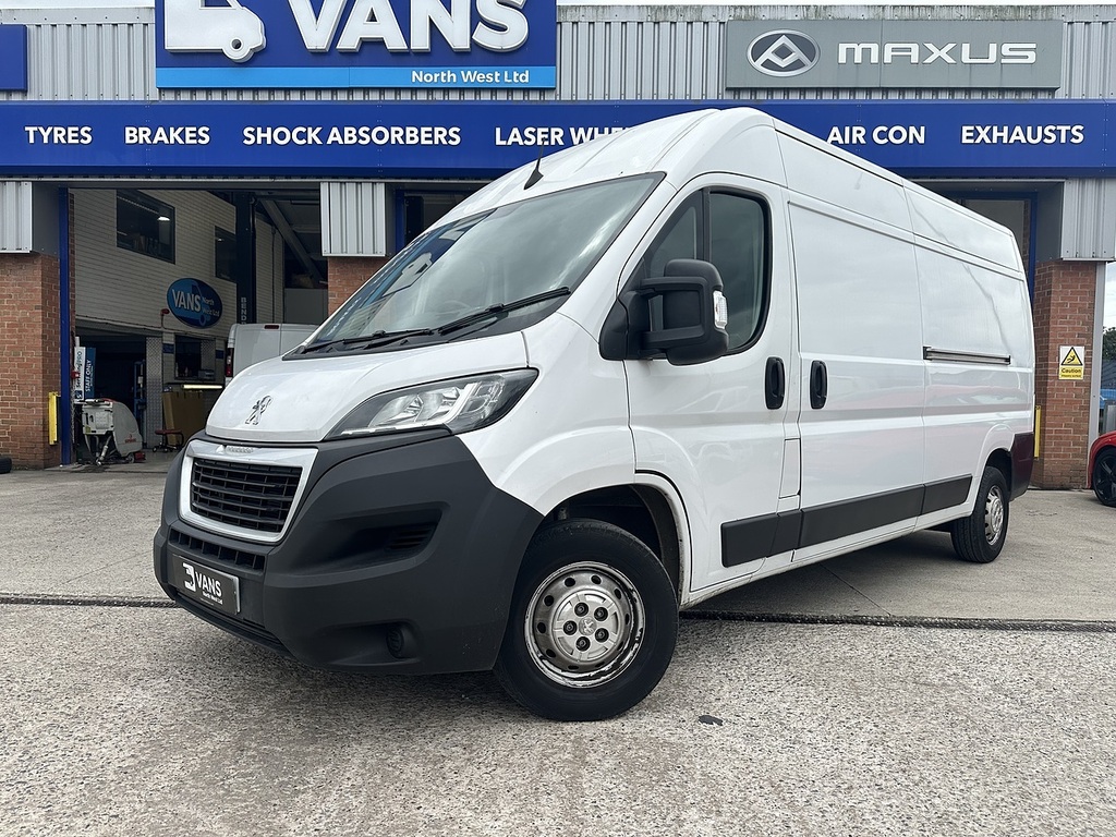 Peugeot Boxer Bluehdi 335 Professional White