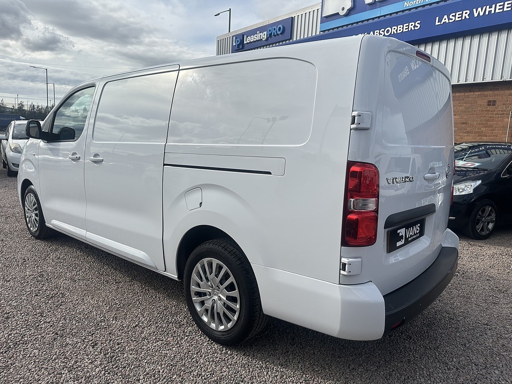 Vauxhall Vivaro Turbo D 2900 Pro White #4