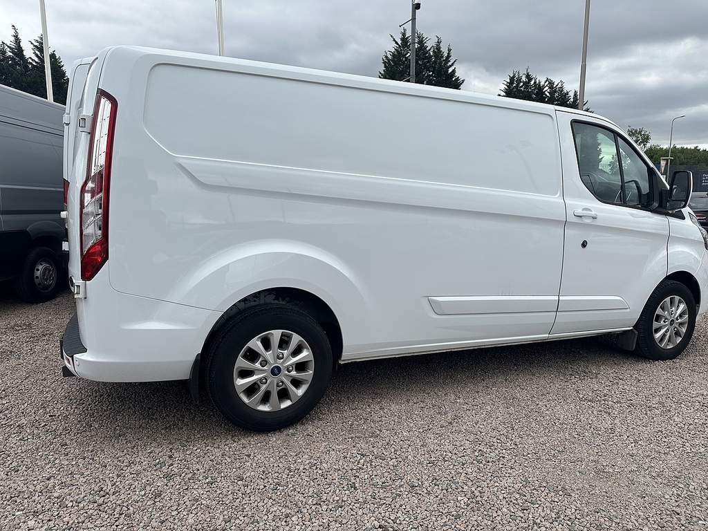 Ford Transit Custom 320 Ecoblue Limited FG22ZFV White #2