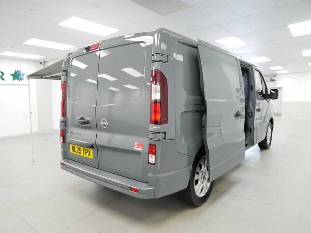 Nissan Primastar C250 Cdi Amg Sport Edition #26