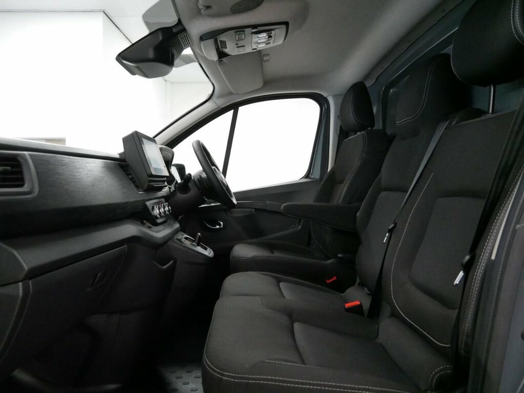 Nissan Primastar C250 Cdi Amg Sport Edition #24