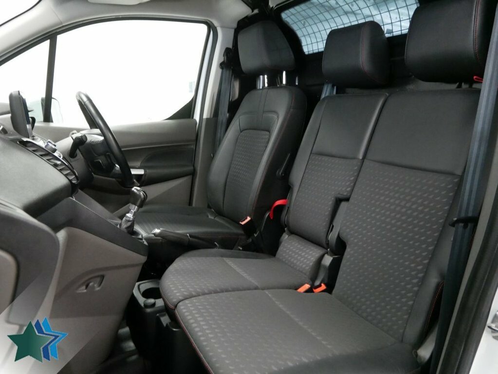 Ford Transit Connect 1.5L 250 Ecoblue Sport Panel Van White #4
