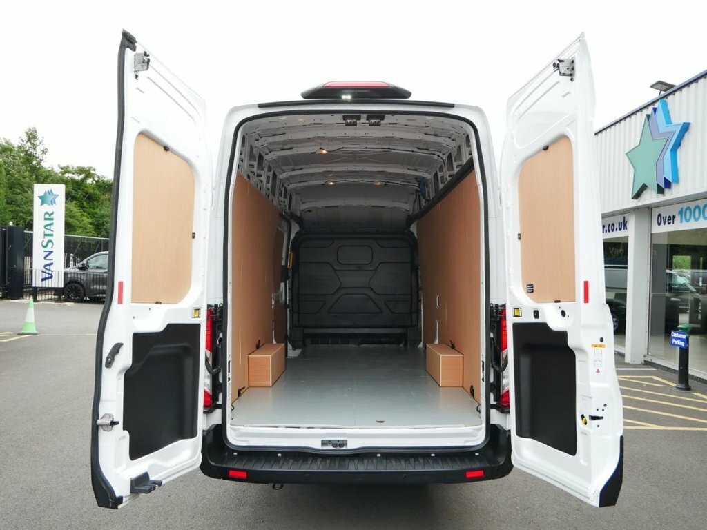 Ford Transit Custom 2L 2.0 350 Ecoblue Trend Panel Van Manu LB25UMG White #3