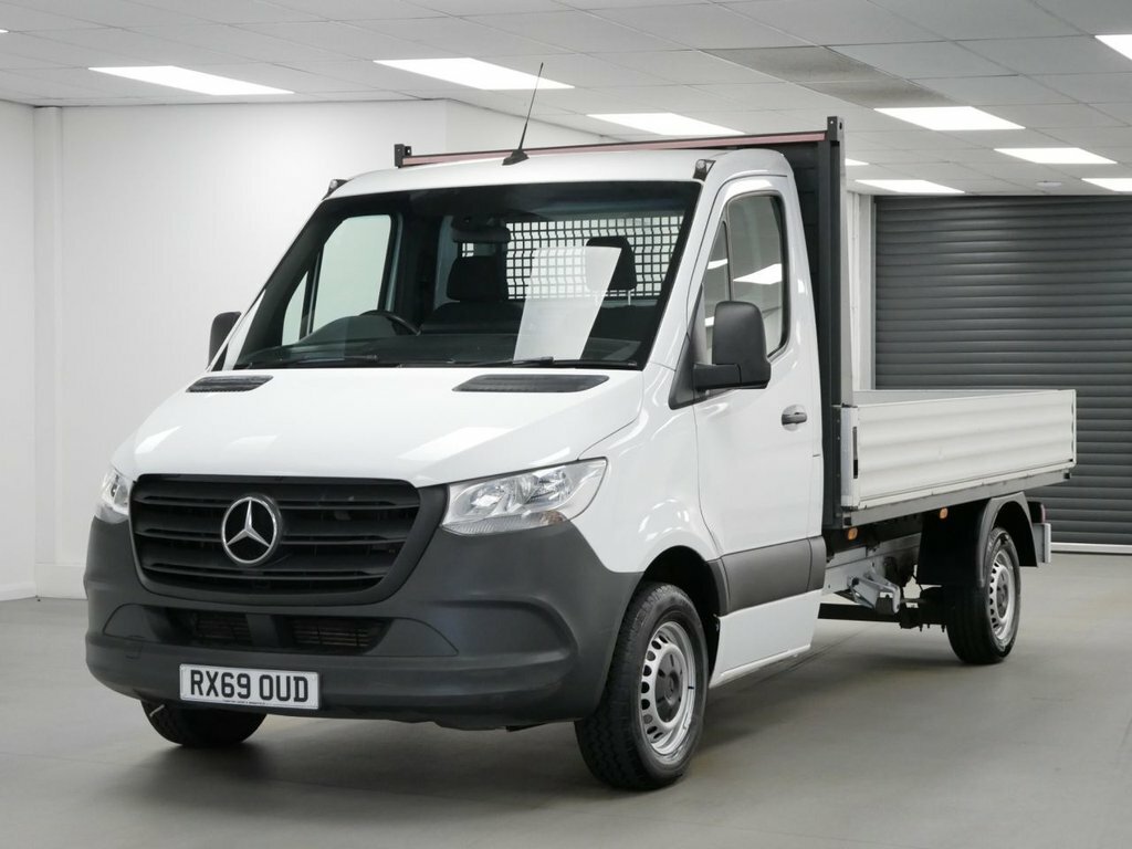 Mercedes-Benz Sprinter 2.1L 314 Cdi Chassis Cab G-tronic Fwd L White