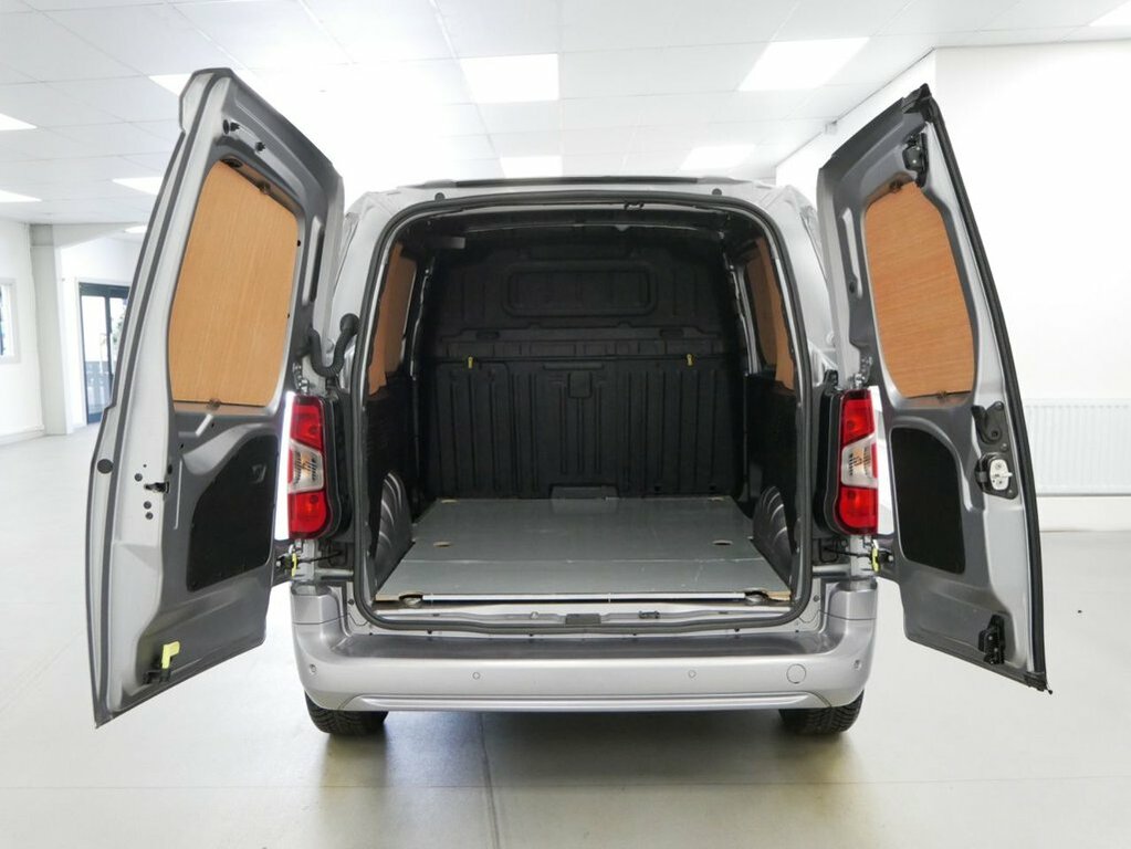 Vauxhall Combo 1.5L Turbo D 2000 Sportive Panel Van Ma Grey #3