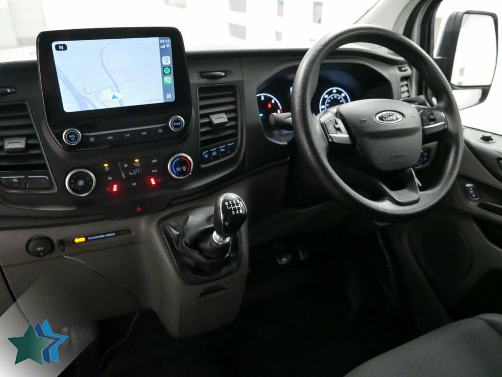 Ford Transit Custom 2L 2.0 320 Ecoblue Leader Panel Van Man YG22PHU White #4