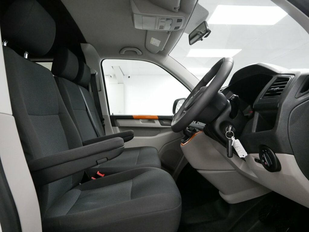 Volkswagen Transporter 2.0 Bitdi T32 Bluemotion Tech Highline Kombi Fwd L Grey #13