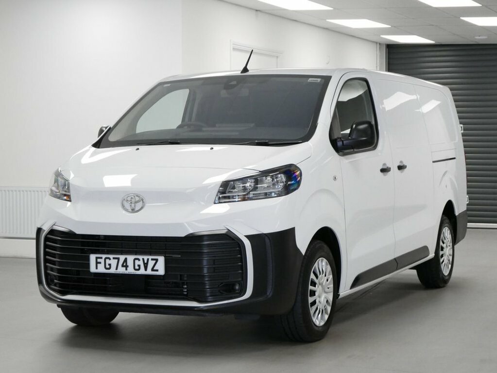 Toyota PROACE 2L 2.0D Icon Long Panel Van 6Dr Lwb White