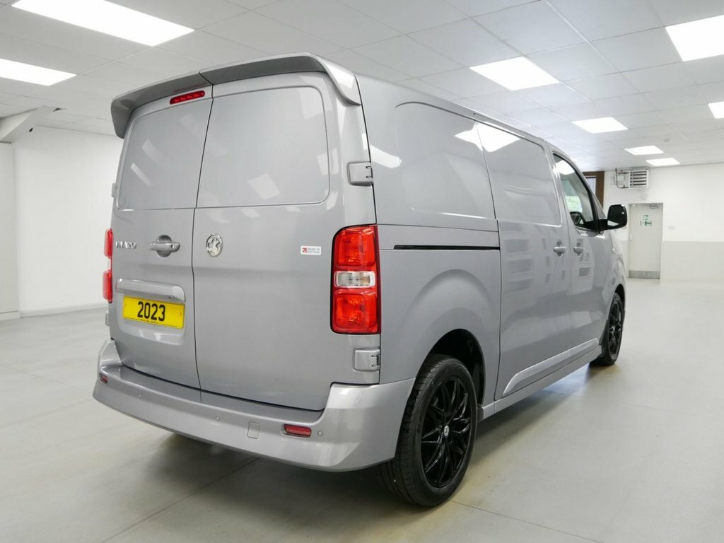 Vauxhall Vivaro 100Kw Combi L 50Kwh Estate White #11