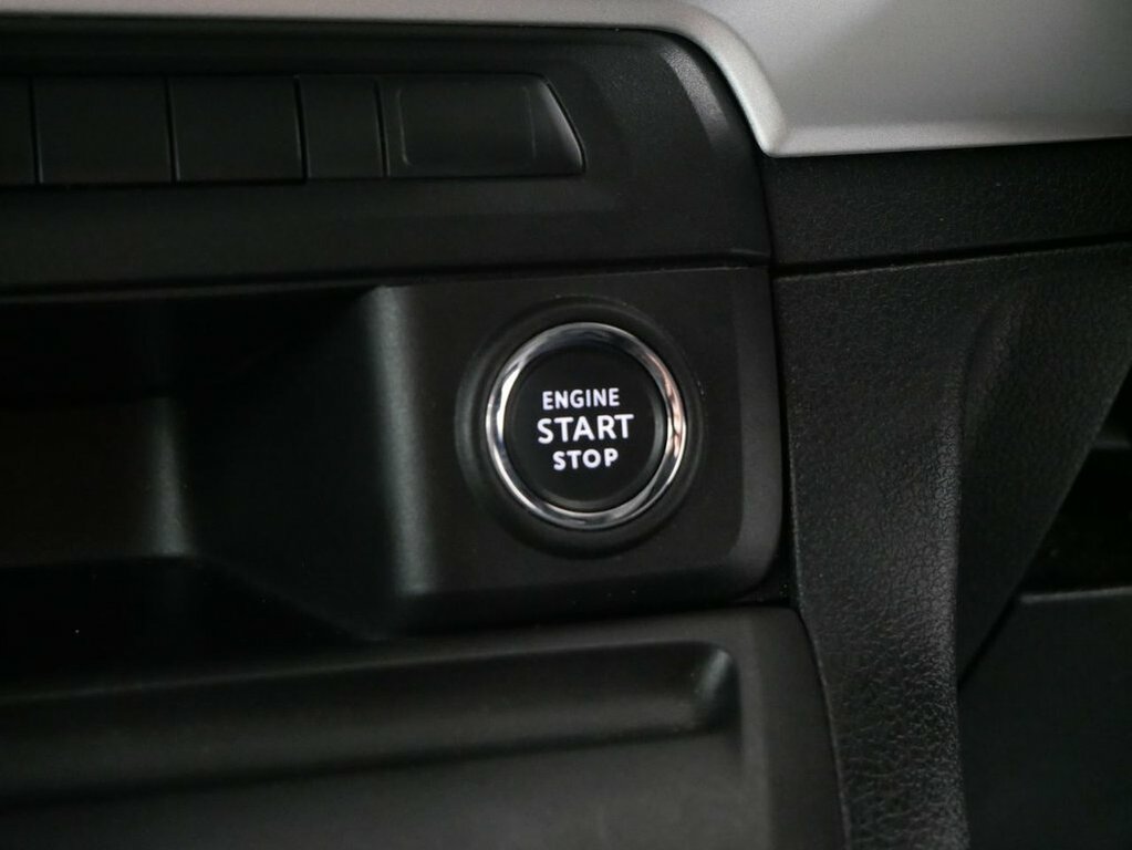 Vauxhall Vivaro 100Kw Combi L 50Kwh Estate White #32