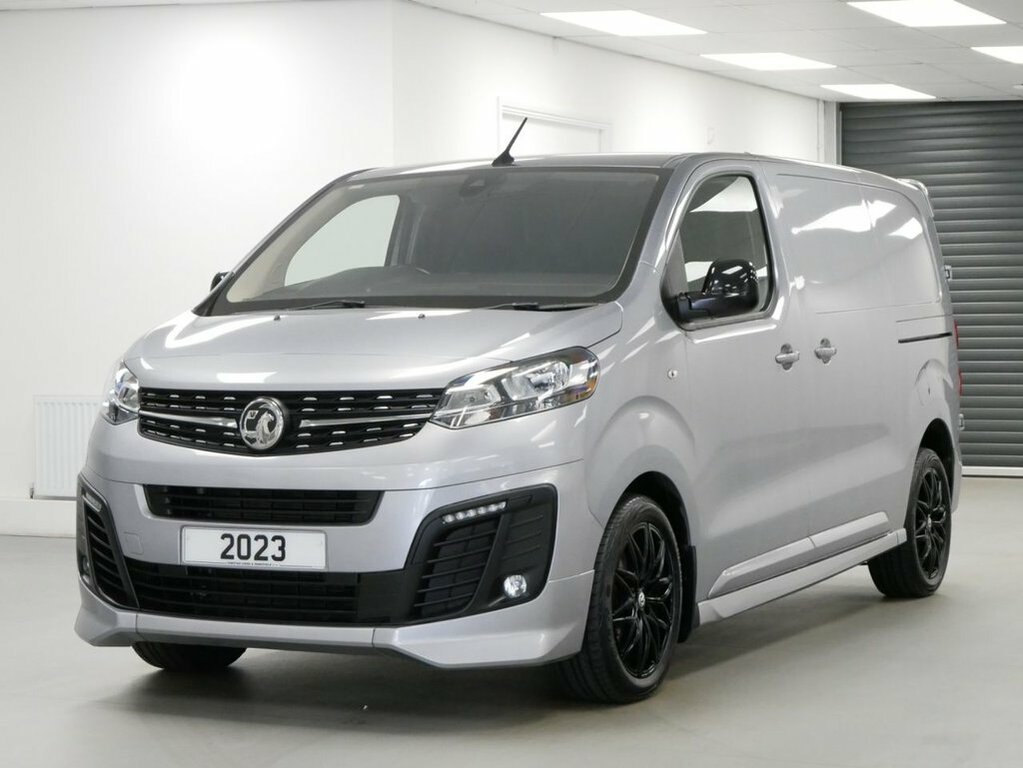 Vauxhall Vivaro 2L 2.0 Turbo D 3100 Gs Panel Van 6Dr L Grey