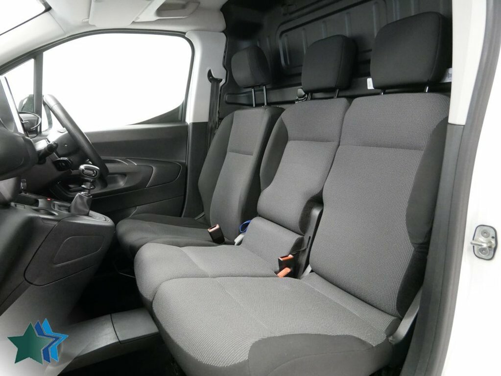 Toyota Proace City 1.5L Bluehdi Icon Short Panel Van Manua White #3