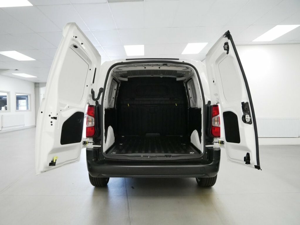 Toyota Proace City 1.5L Bluehdi Icon Short Panel Van Manua White #5