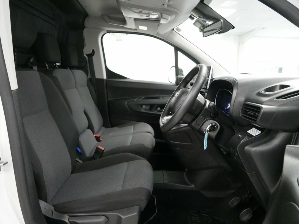 Toyota Proace City 1.5 Bluehdi Active Short Panel Van Manu Grey #16