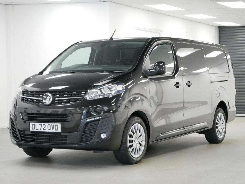 Vauxhall Vivaro 2L 2.0 Turbo D 3100 Pro Panel Van 6Dr Manua Black