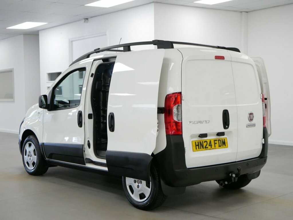 Fiat Fiorino Cargo 1.3 16V Red #21