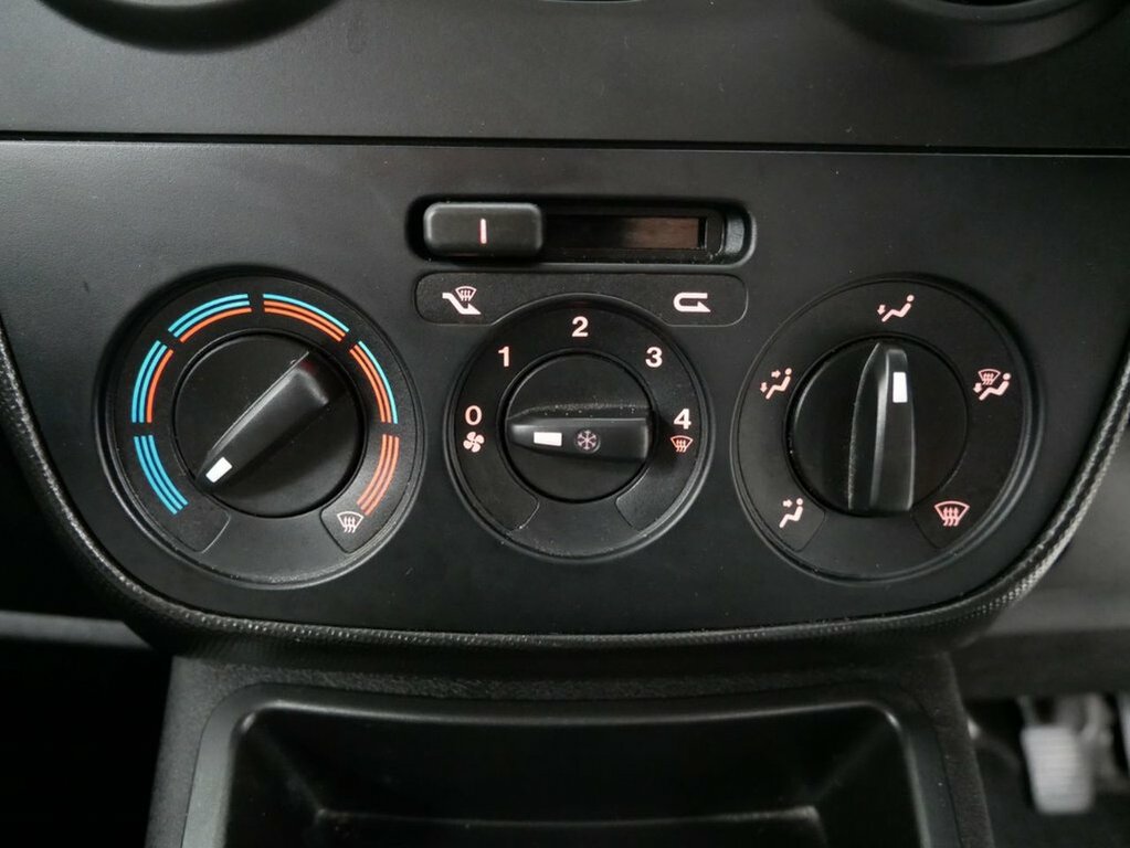 Fiat Fiorino Cargo 1.3 16V Red #18