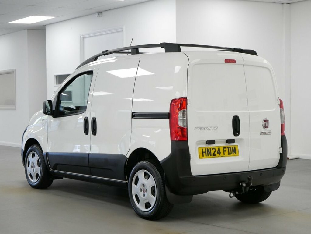 Fiat Fiorino Cargo 1.3 16V Red #11