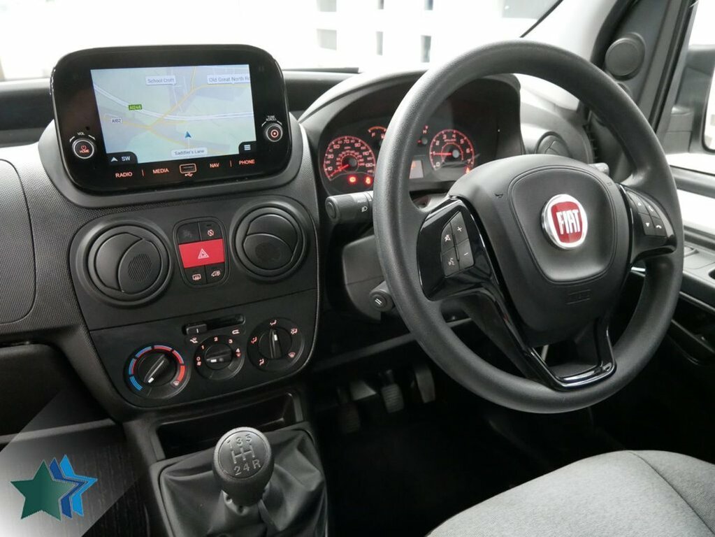 Fiat Fiorino 1.2L 1.3 Multijetii Primo Car Derived Van Dies White #2