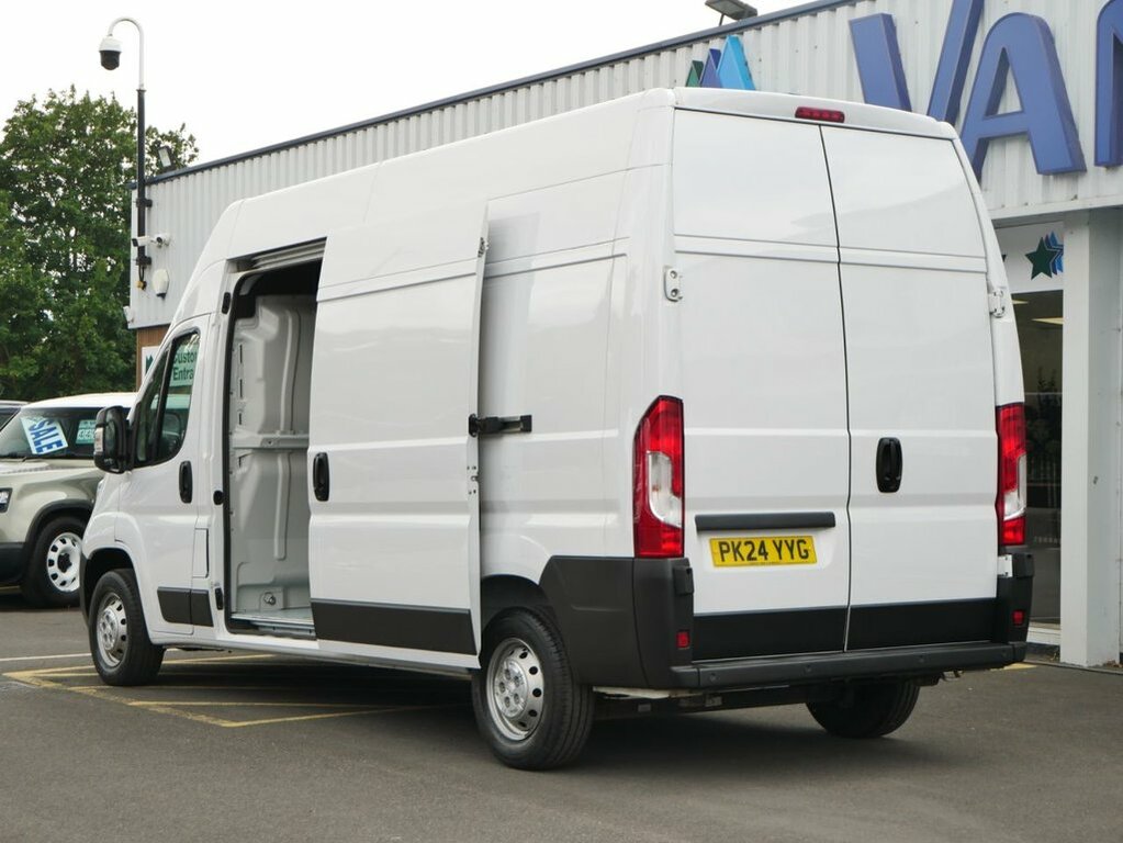 Peugeot Boxer 17 Seat Minibuslite Bluehdi 435 Professional Premi Grey #24