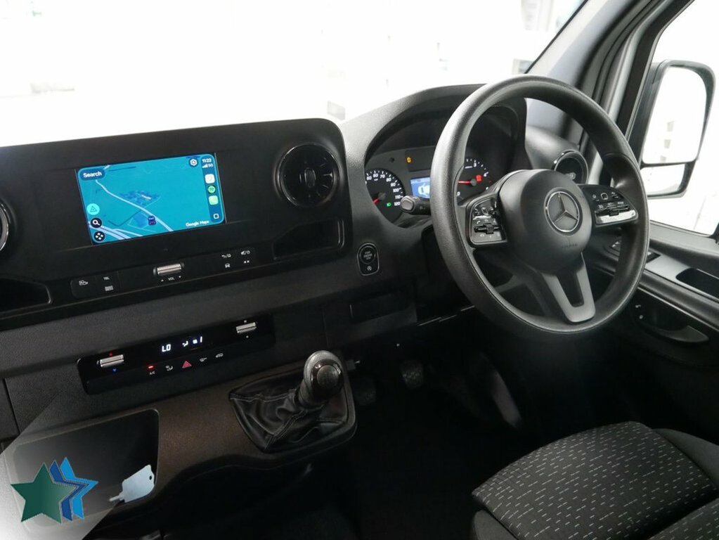 Mercedes-Benz Sprinter 2L 2.0 315 Cdi Premium Panel Van Silver #2