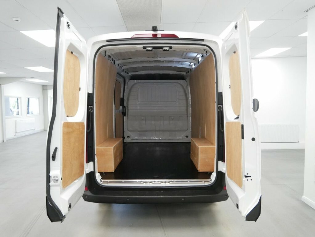 Maxus Deliver 9 2L 2.0 D20 Panel Van Fwd L3 Heur White #3