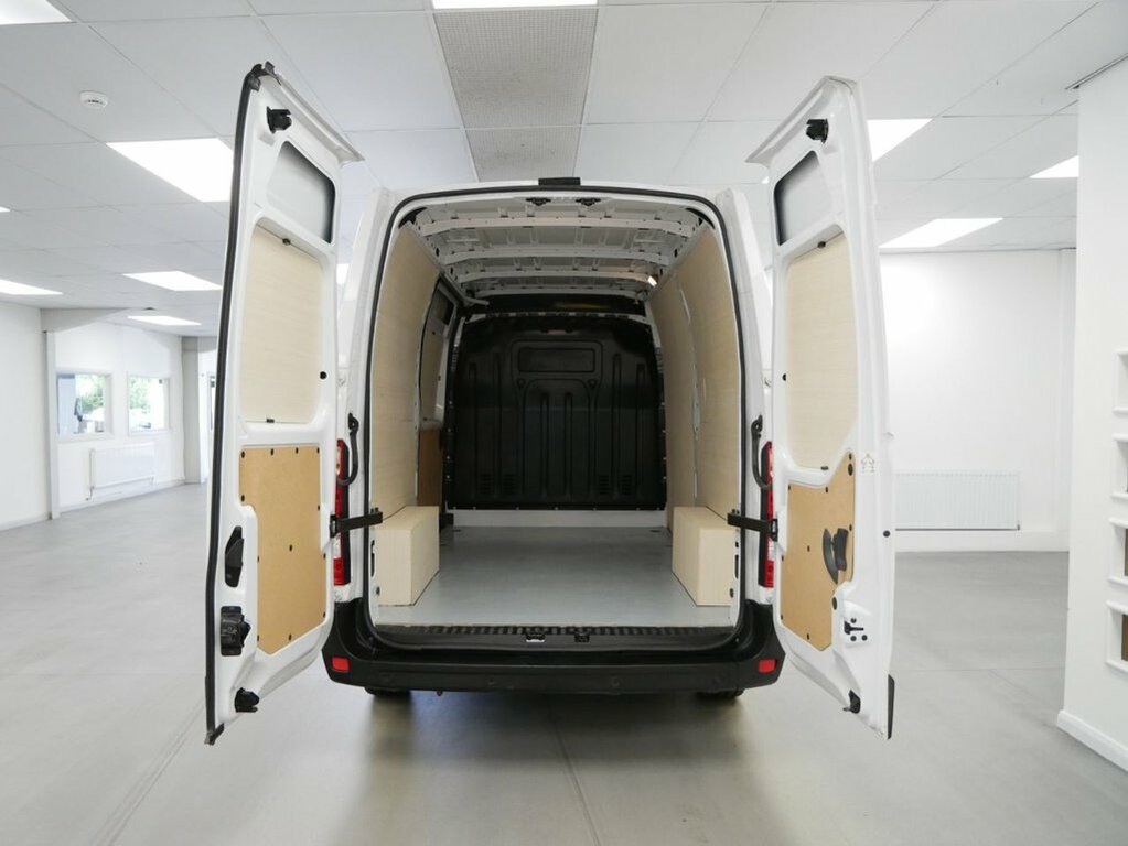 Renault Master 2.3L Dci 35 Advance Panel Van Fw White #2