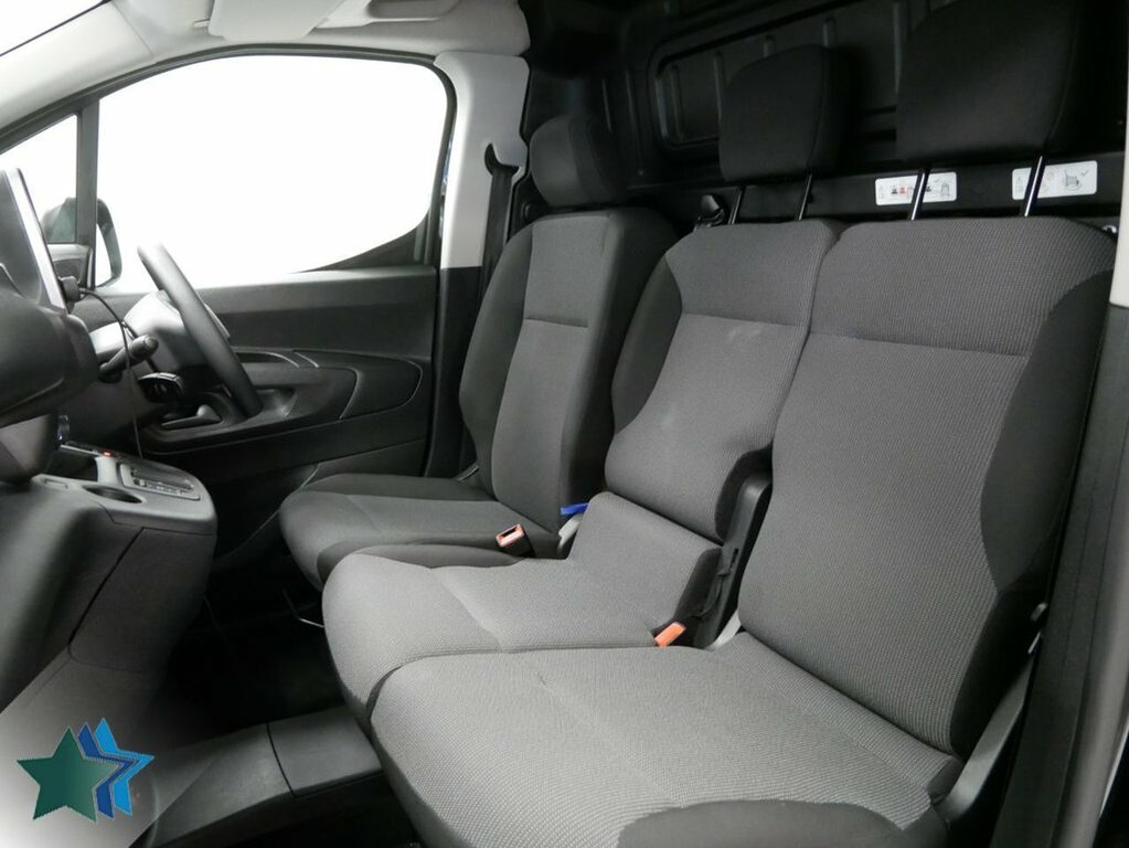 Peugeot E-Partner Mpv Black #4