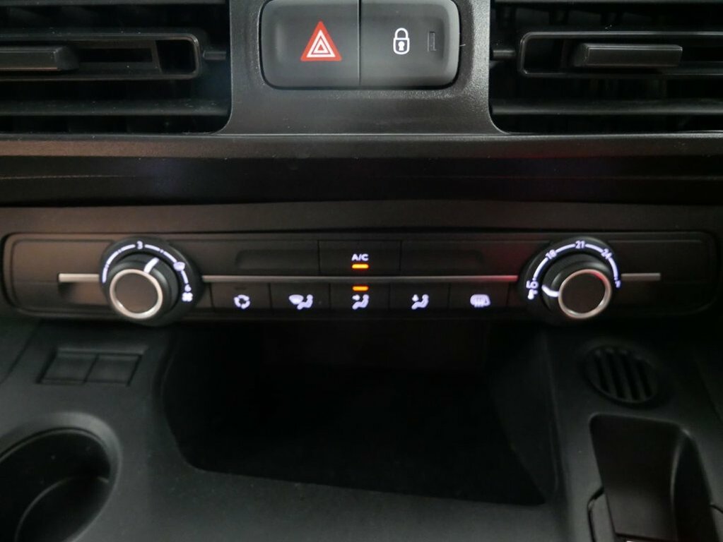 Peugeot Partner Peugeot Partner 1000 1.5 Bluehdi 100 Asphalt Premi Grey #18