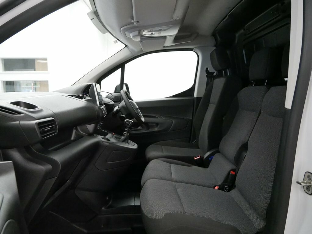 Peugeot Partner Peugeot Partner 1000 1.5 Bluehdi 100 Asphalt Premi Grey #20