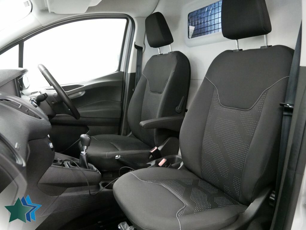Ford Transit Courier 1.5L Tdci Limited Panel Van L1 E Silver #5