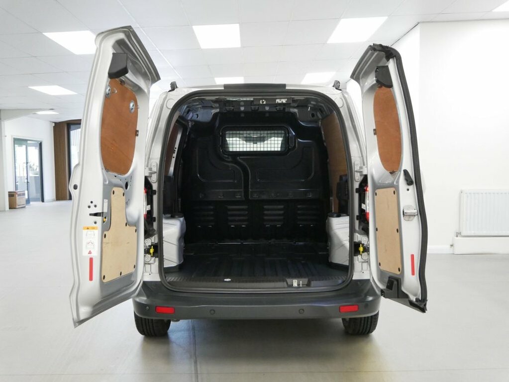 Ford Transit Courier 1.5L Tdci Limited Panel Van L1 E Silver #4