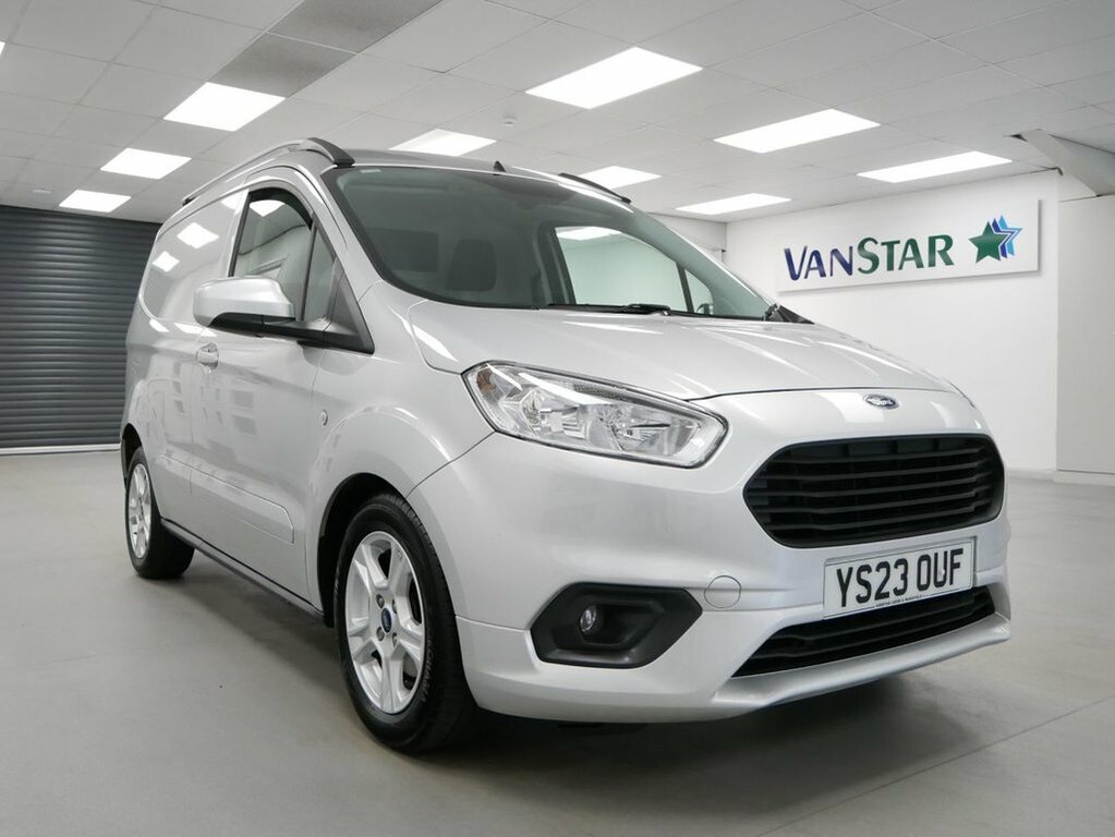 Ford Transit Courier Ford Transit Courier Limited Black #8