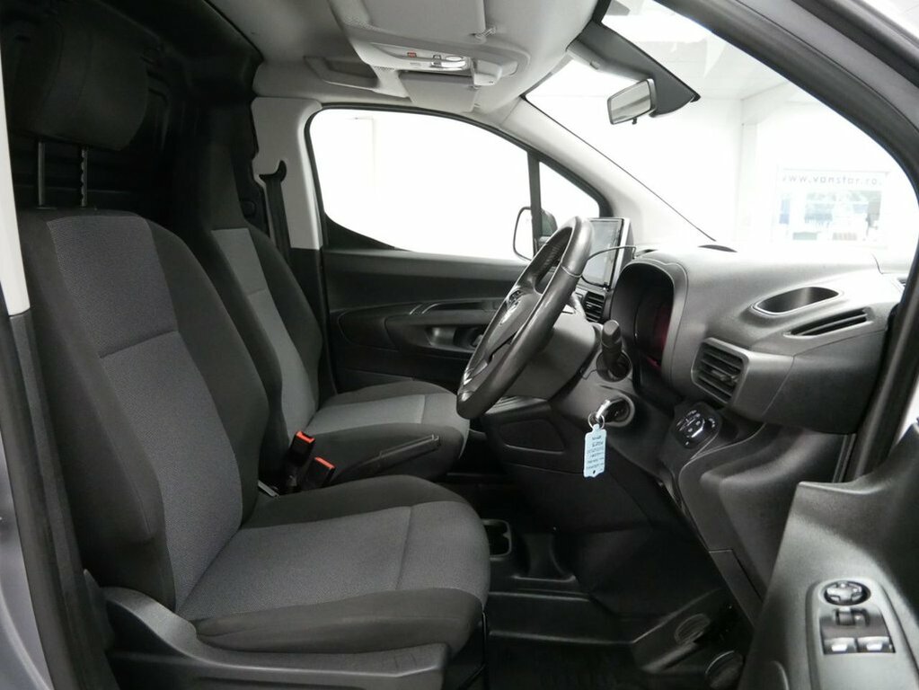 Vauxhall Combo 1.5 Turbo D 2300 Dynamic Panel Van 6Dr Manu Grey #15