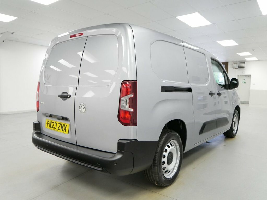 Vauxhall Combo 1.5 Turbo D 2300 Dynamic Panel Van 6Dr Manu Grey #11