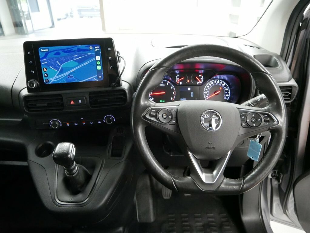 Vauxhall Combo 1.5 Turbo D 2300 Dynamic Panel Van 6Dr Manu Grey #14