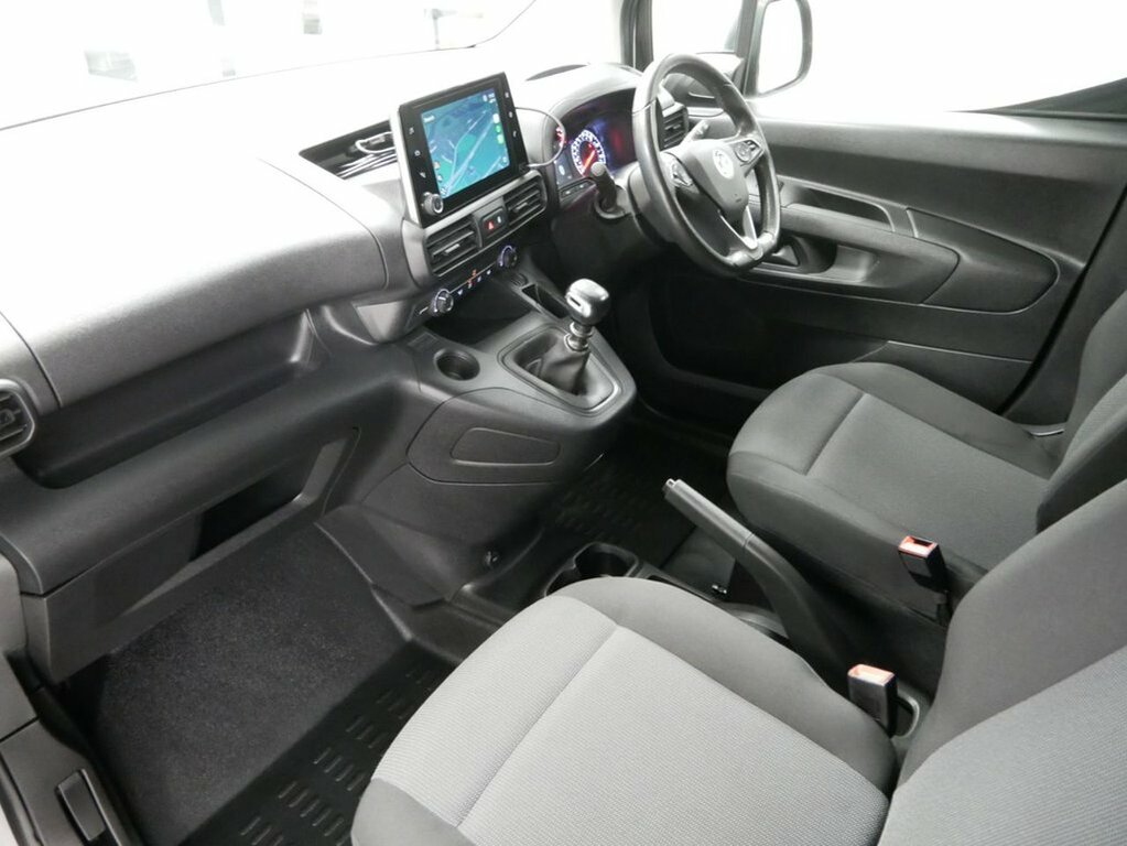 Vauxhall Combo 1.5 Turbo D 2300 Dynamic Panel Van 6Dr Manu Grey #22