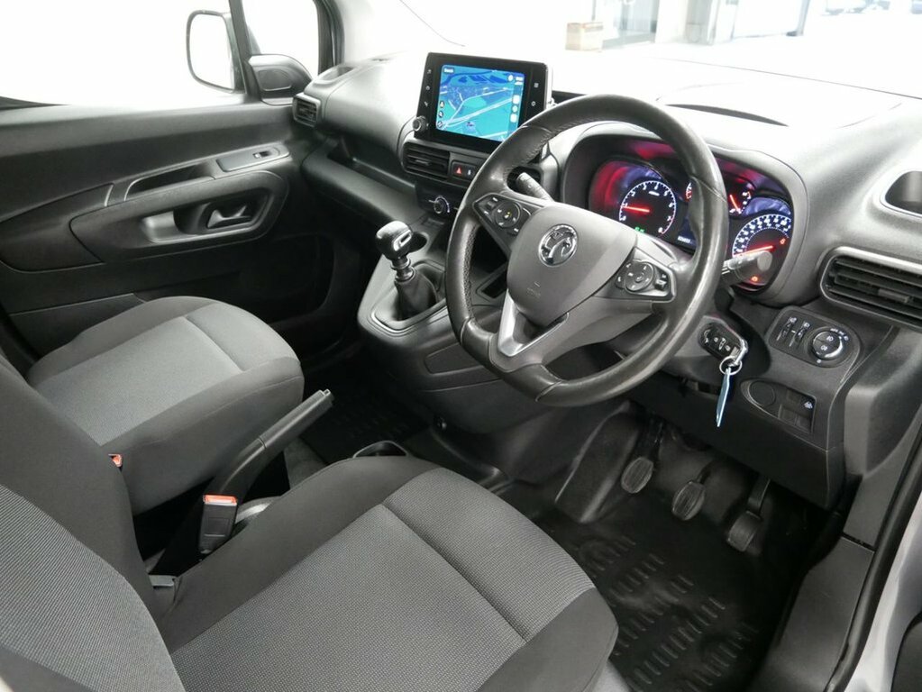 Vauxhall Combo 1.5 Turbo D 2300 Dynamic Panel Van 6Dr Manu Grey #13