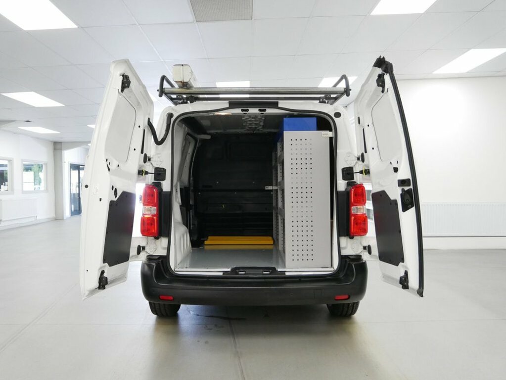 Citroen Dispatch 1.5L Bluehdi 1000 Enterprise Xs Panel Van 6Dr Dies White #4