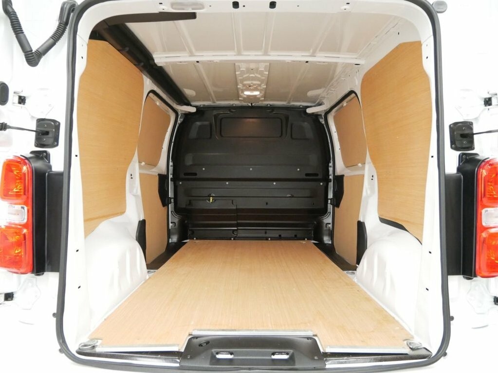 Vauxhall Vivaro 2900 1.5D 100Ps Dynamic H1 Van White #23
