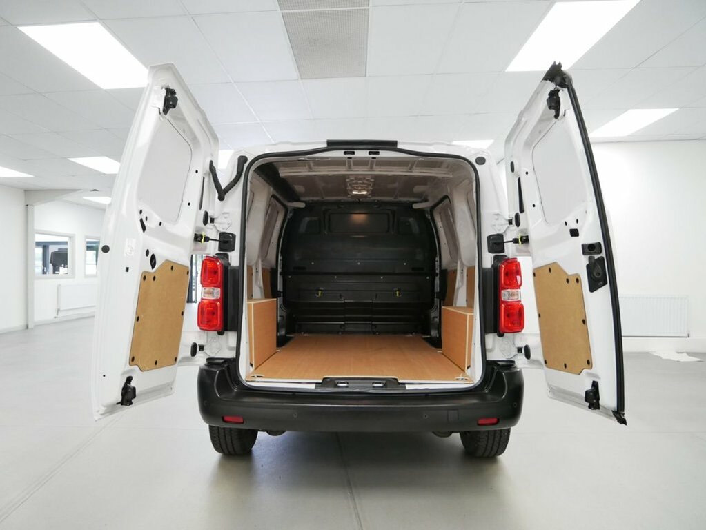 Fiat Scudo 1.5L Multijet Panel Van 6Dr L1 Euro White #4