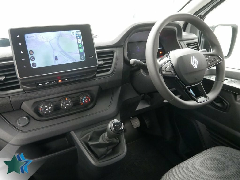Renault Trafic Mpv White #3