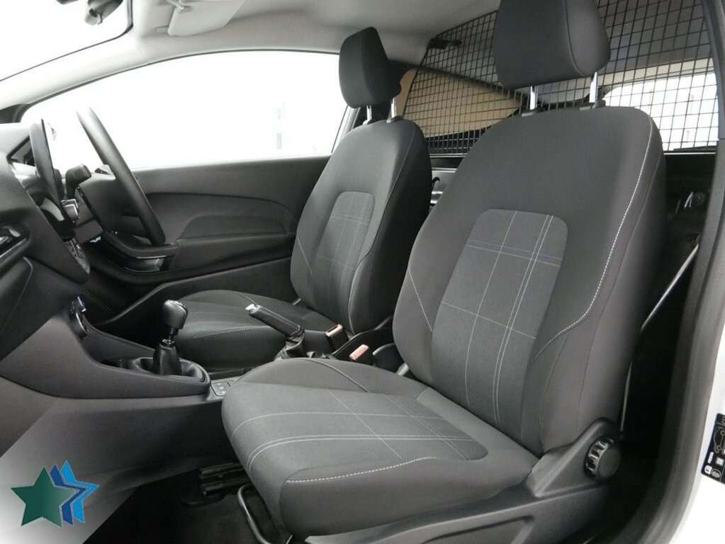 Ford Fiesta 1.5L Tdci Car Derived Van Euro 6 White #3
