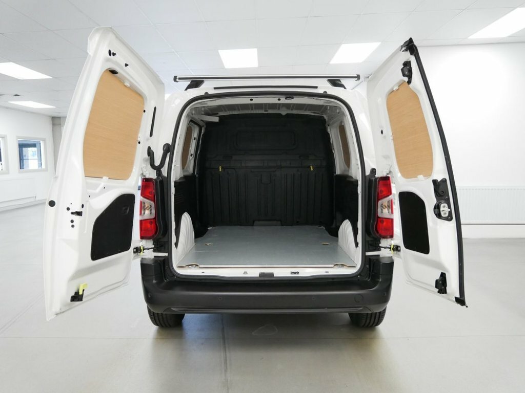 Peugeot Partner 1.5L Bluehdi 1000 Professional Standard Panel Van White #3