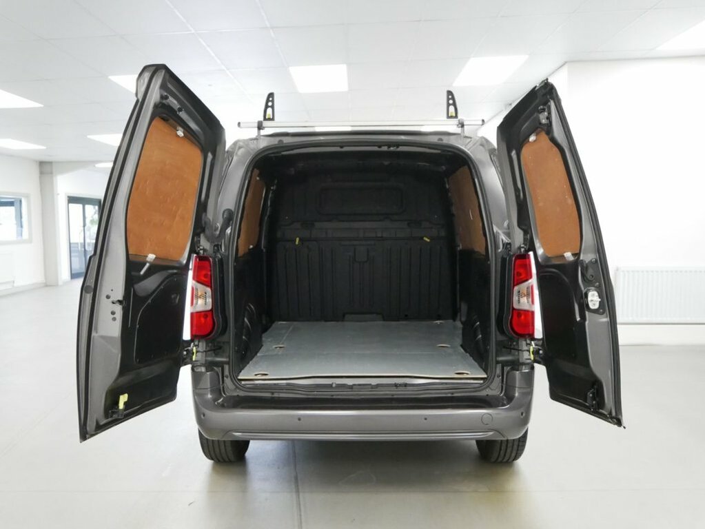 Vauxhall Combo 1.5L Turbo D 2300 Pro Panel Van Grey #4