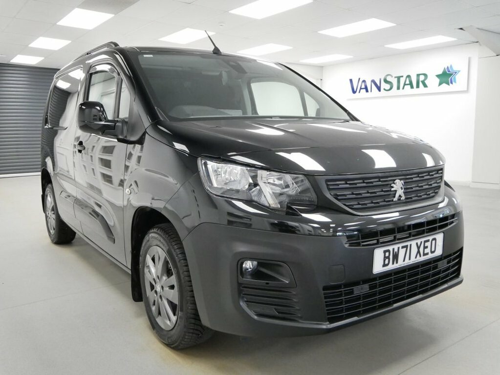 Peugeot Partner White #7